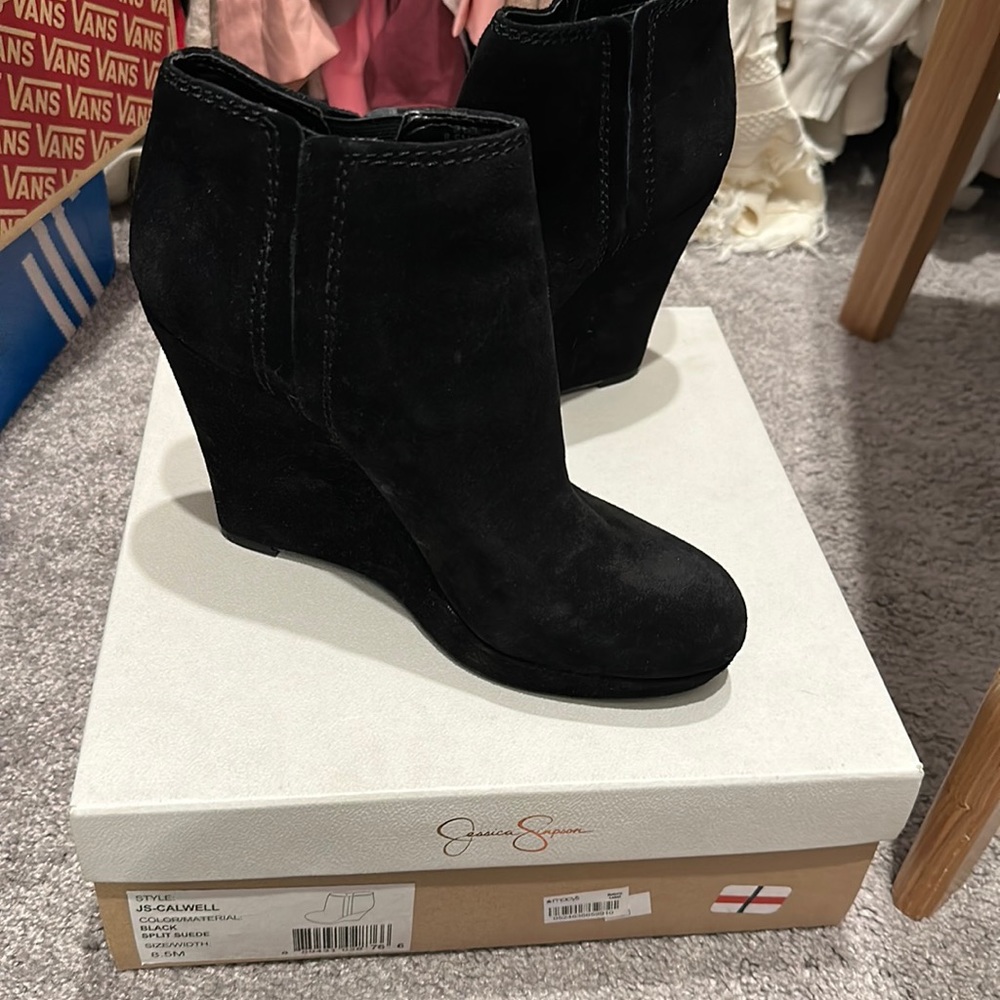 Jessica Simpson booties split suede JS-CALWELL